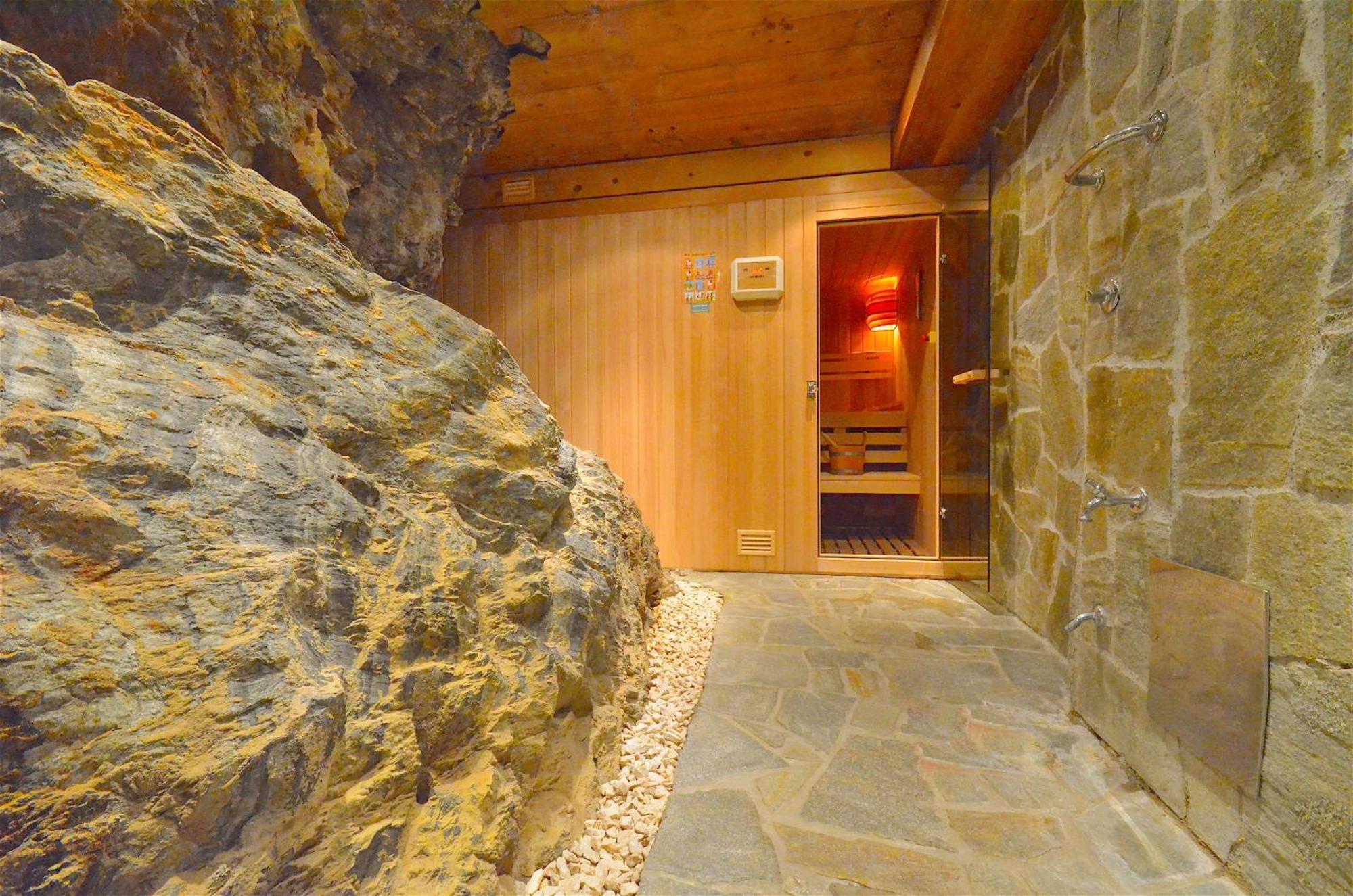 Eichenhof Top 2 - By Alpen Apartments Zell am See Exterior photo