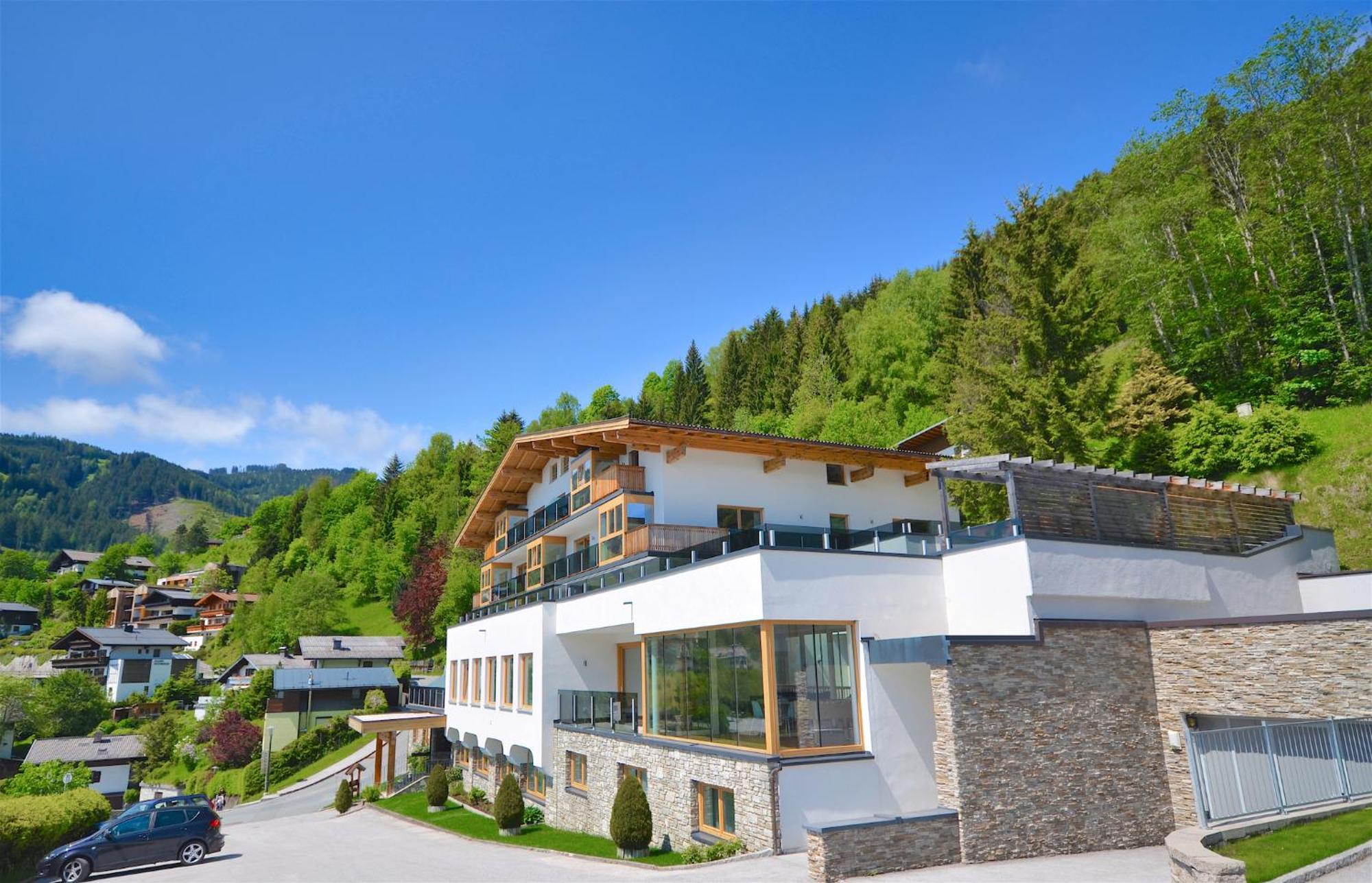 Eichenhof Top 2 - By Alpen Apartments Zell am See Exterior photo